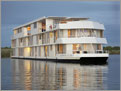 Houseboats in Africa